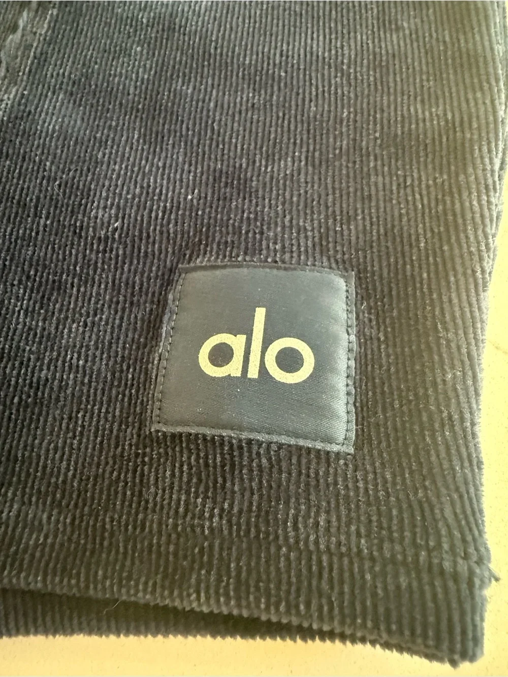 Alo Yoga Mini Skirt Women’s Size Small Micro Corduroy Navy Blue Plush Stretch